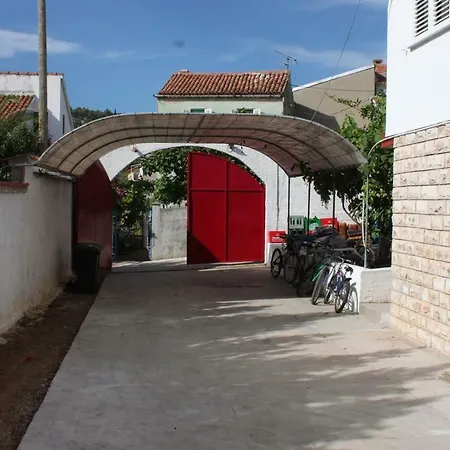 Apartment Preko 8232f